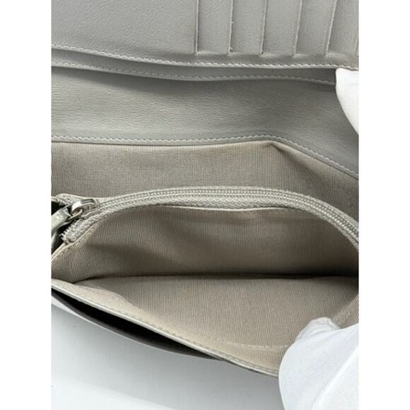 Chanel Caviar Quilted CC logo Bi-Fold Wallet Gray*EUC*Care Cards*Exterior Pocket - Picture 8 of 16